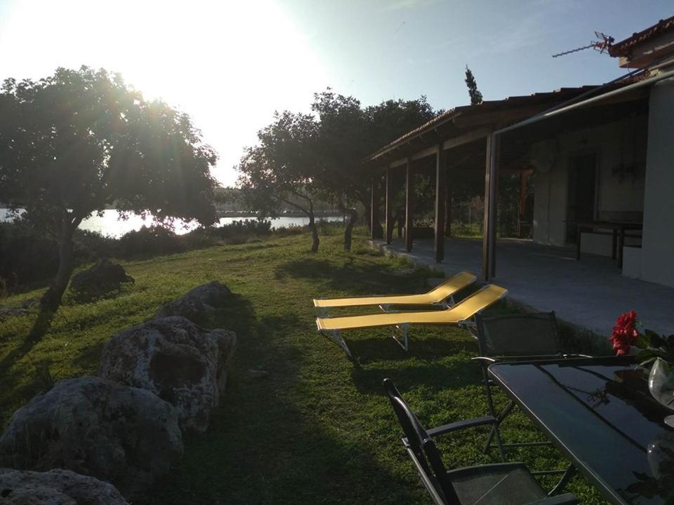 Marathi Blue Villa Buitenkant foto