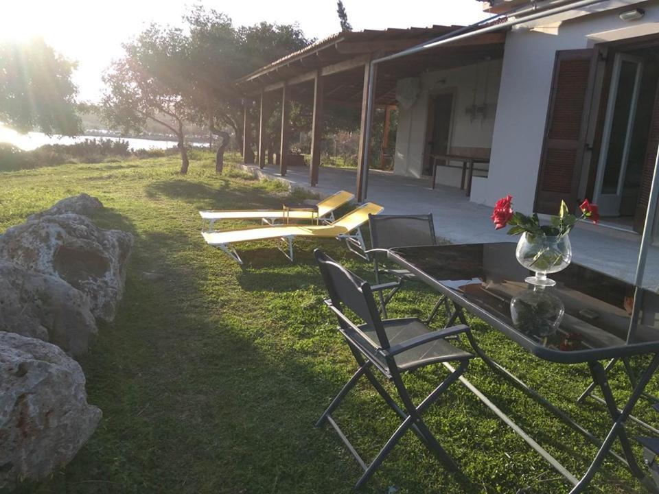 Marathi Blue Villa Buitenkant foto